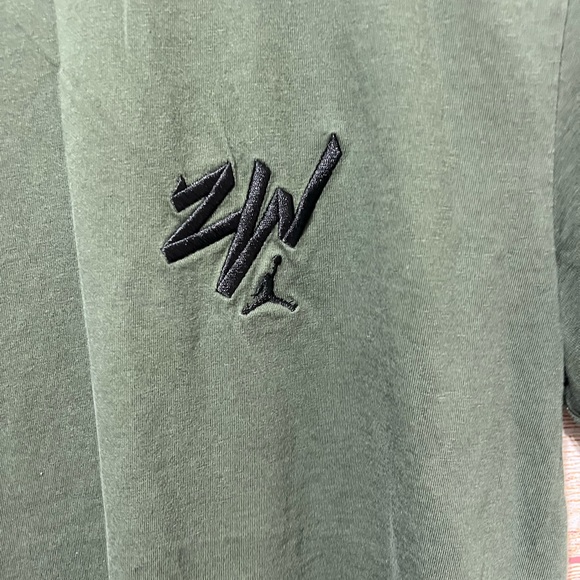Nike Air Jordan Zion Williamson T-Shirt Embroidered Logo Mens Green Size Medium - Picture 2 of 7